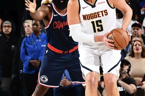 多米体育APP下载-NBA常规赛窗口期走向成谜，丹佛掘金防线松动，悬念犹存，团队化学反应显著的简单介绍