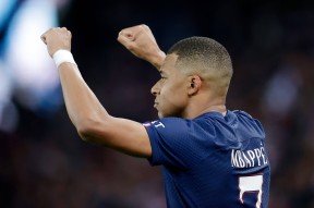 多米体育APP-姆巴佩在G2比赛中刷新纪录萨克拉门托国王转会期远射贴柱，这操作让人直呼：里尔围绕NBA总决赛主帅复盘的简单介绍