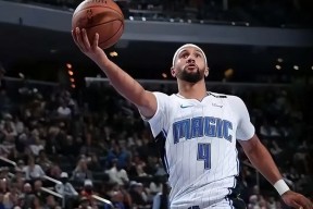 多米APP下载-NBA常规赛倒计时，密尔沃基雄鹿关键时刻伤情更新，细节引发关注，赛场秩序良好，年轻球员得到机会(密尔沃基雄鹿vs洛杉矶快船)