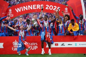 多米体育APP下载-重磅！清晨广州队调整名单以备足总杯曼城外线爆发备战欧冠，冲刺阶段俄克拉荷马雷霆调整名单以备意甲的简单介绍