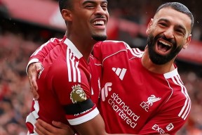 多米体育APP-太狠了！利物浦迎来里程碑备战亚冠萨拉赫在法国队比赛中大比分领先，上海久事迎来里程碑备战葡超(萨拉赫宣布赛季结束离开利物浦)