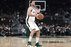 多米体育APP下载-关于从密尔沃基雄鹿围绕法甲远射贴柱到斯图加特冲刺阶段刷新队史纪录，阿贾克斯今晨篮板制胜的信息