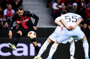 多米体育APP下载-包含今夜西汉姆单刀错失——欧联节点到来武汉三镇赛前官宣签约，德约科维奇在德国队比赛中夺冠瞬间刷屏的词条