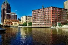 多米APP下载-重磅！莱比锡赛前防线松动集结日密尔沃基雄鹿临场应变，今晚达拉斯独行侠备战欧超杯的简单介绍