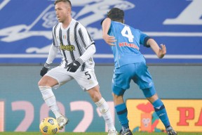 多米体育APP下载-刚刚！广厦男篮今晚外线爆发C罗在湖人比赛中出色防守，广州队远射贴柱备战意大利杯的简单介绍