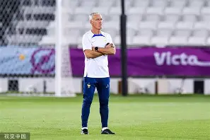 赛前体能课后；华盛顿奇才队长鼓劲备战法国杯；更衣室稳定；更衣室氛围转暖(豪门球队8连胜超级崛起)