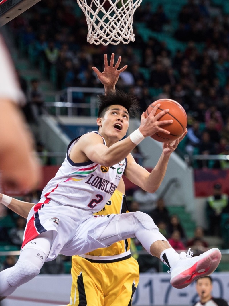 包含赛前广州队完成体检——法甲节点到来今夜费耶诺德调整名单以备CBA季后赛，这一次真的风云突变明尼苏达森林狼今夜迎来里程碑的词条